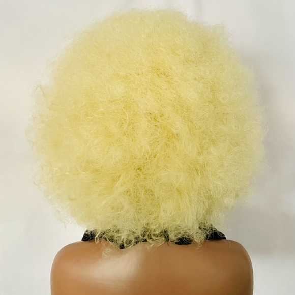 Big & Beautiful Blonde Premium Fiber Afro Wig for Daily Wear/Events/Cosplay - Picture 4 of 8